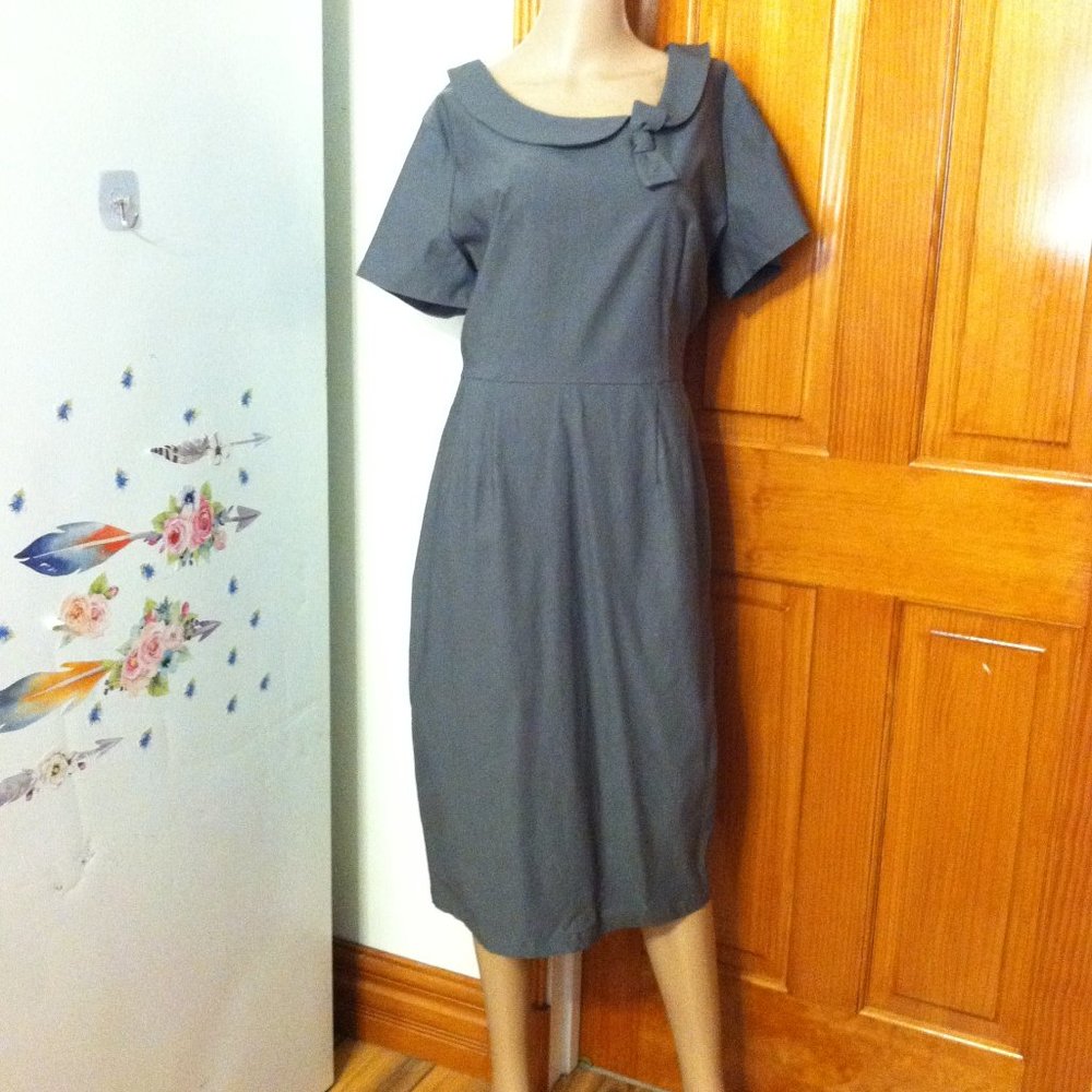 Muxxn Retro Style Dress.